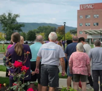 UPMC hosts 2nd annual Joint Replacement Reunion Walk